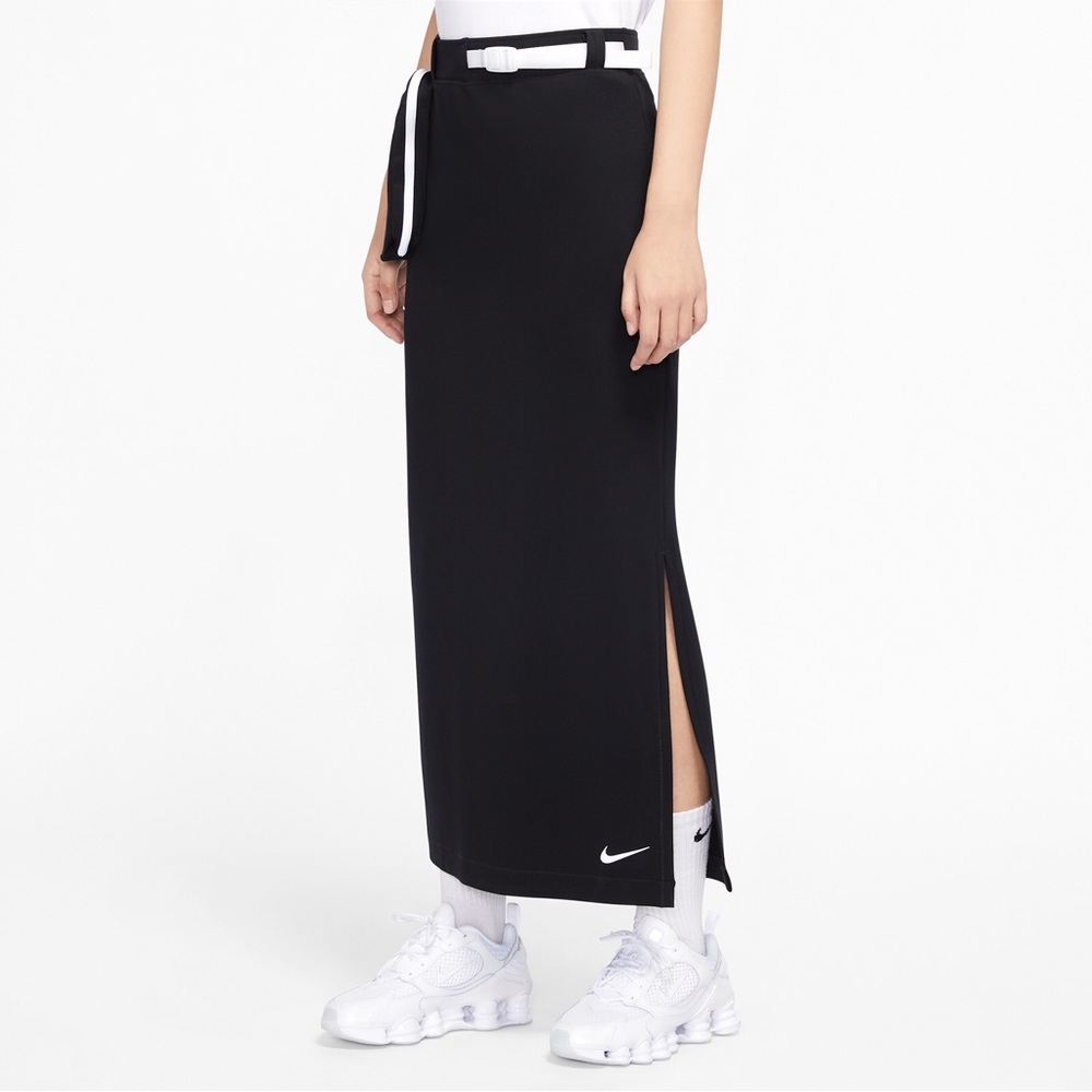 Nike Sportswear Tech Pack Skirt size Medium